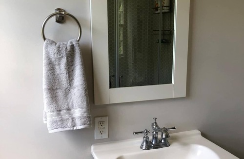White Hall House | The Cottage
