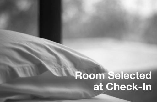 Menlo Park Hotel | The Cottages Hotel