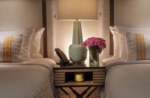 Menlo Park Hotel | The Cottages Hotel