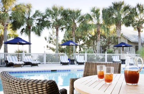 Charleston House | The Cottages on Charleston Harbor