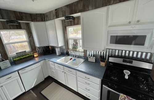 Castle Dale House | The Cottonwood Cottage - Farmhouse Charm and Comfort.