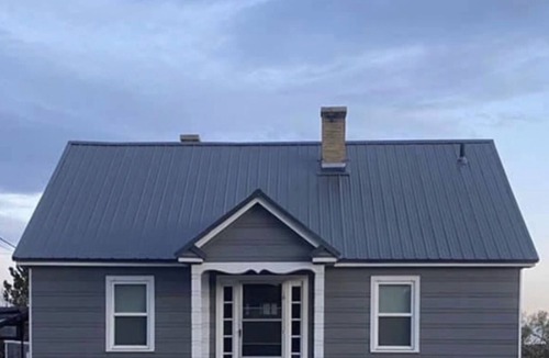 Castle Dale House | The Cottonwood Cottage - Farmhouse Charm and Comfort.