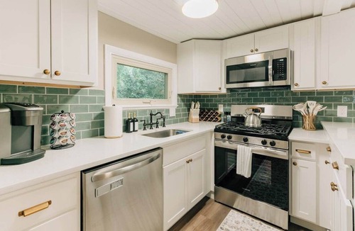 Mount Gretna Cottage | The Country Cottage