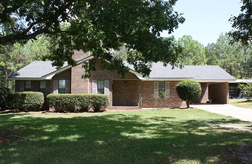 Hattiesburg House | "The Country Escape" Minutes from USM and Downtown activities!