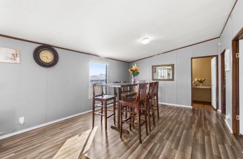 Huntsville House | The Country Haven - Peaceful Mobile Home Escape