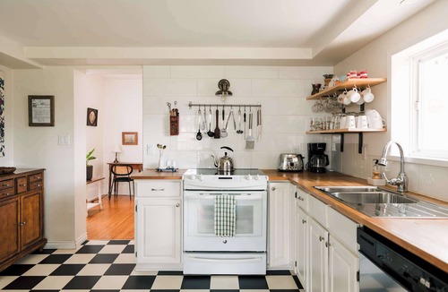 Prince Edward House | The County Queen - Historic Home in Picton