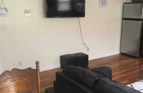 Niskayuna Apartment | The couples home with free wifi