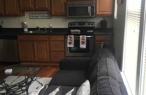 Niskayuna Apartment | The couples home with free wifi