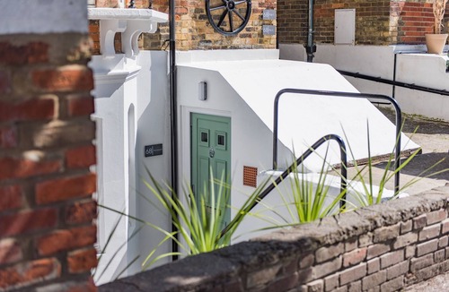 Folkestone Apartment | The Courtyard, Folkestone