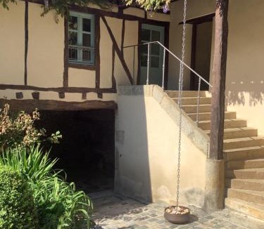 Castres House | The Courtyard