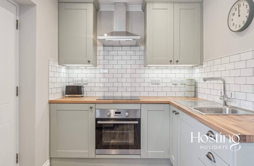 Henley-on-Thames Apartment | The Courtyard Apartments - Thyme