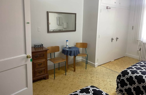 Sainte-Anne-des-Monts Hostel | The Couvent, 234 - chambre 2 lits simple