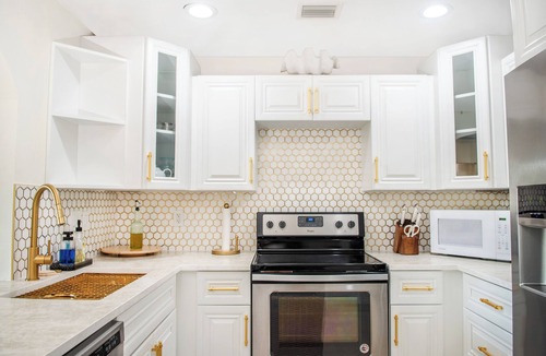 Lantana House | The Cove 4Rms 5Bed 2Bth Walking Distance 2 Beach