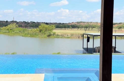 San Angelo House | The Cove at Lake NasworthynnLuxury
