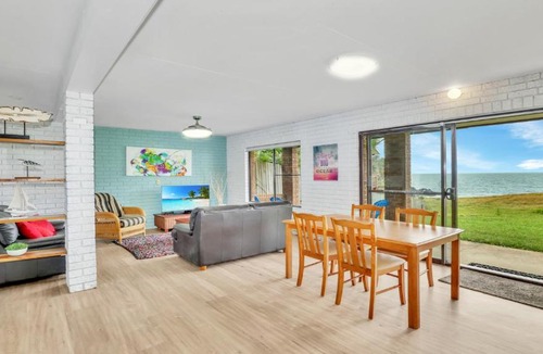 Scotts Head House | The Cove