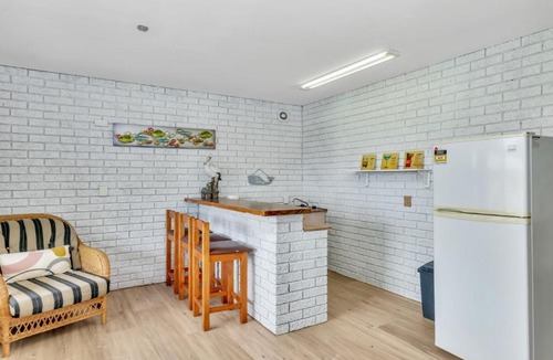 Scotts Head House | The Cove