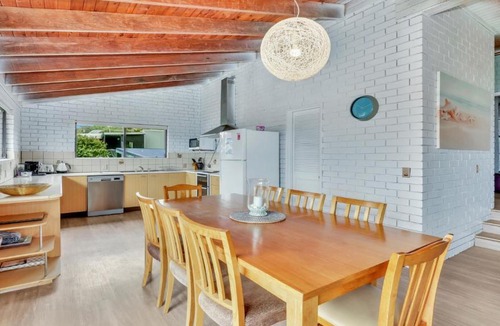 Scotts Head House | The Cove