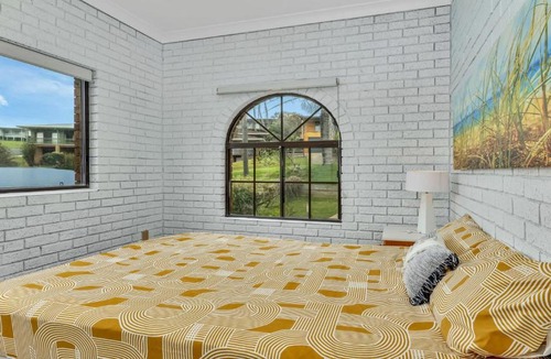 Scotts Head House | The Cove