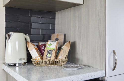 Cayton Bay Cabin | The Cove