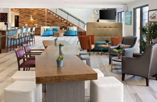 Harbor Hotel | The Cove Hotel