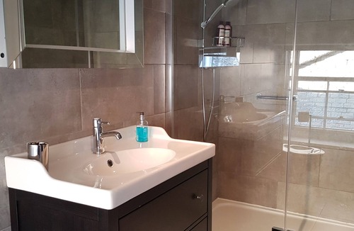 Glastonbury House | The Covenstead