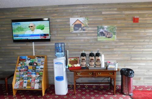 Brattleboro Hotel | The Covered Bridge Inn