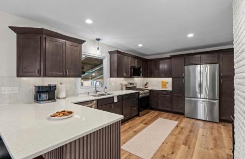 Minnetonka House | The Covington Haus