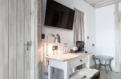 Dalbury Lees Hotel | The Cow Dalbury