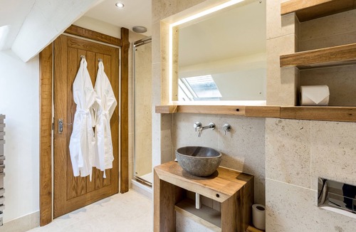 Dalbury Lees Hotel | The Cow Dalbury