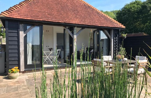 Burpham Bed & Breakfast | The Cow Hide