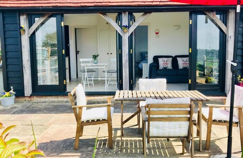 Burpham Bed & Breakfast | The Cow Hide