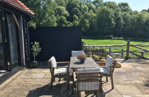 Burpham Bed & Breakfast | The Cow Hide