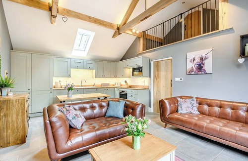 South Littleton Cottage | The Cow Shed - UK38575