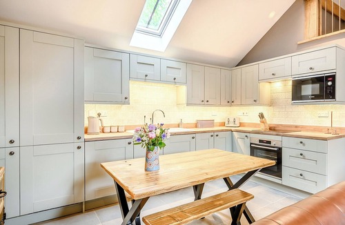 South Littleton Cottage | The Cow Shed - UK38575