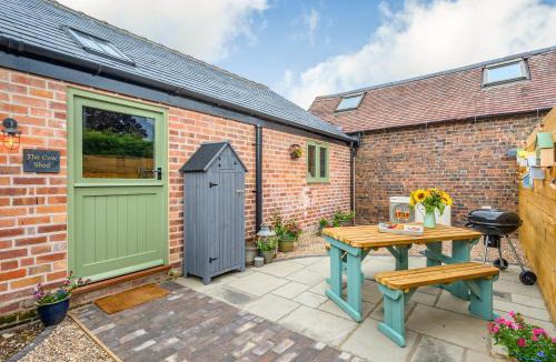 South Littleton House | The Cow Shed - Uk38575