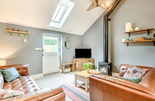 South Littleton House | The Cow Shed - Uk38575