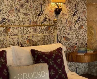 Acrefair Bed & Breakfast | The Cowshed