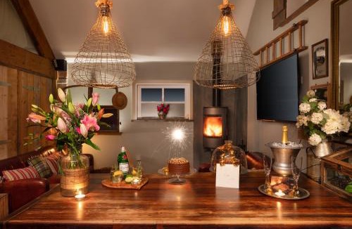 Nantwich House | The Cowshed