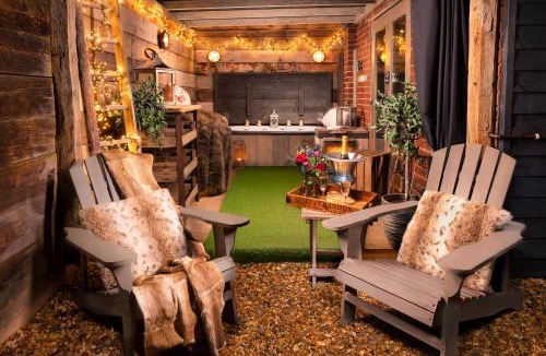 Nantwich House | The Cowshed