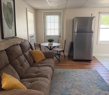 Warwick House | The Cozy Back Bungalow