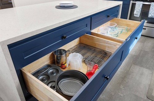 Mount Vernon House | The Cozy Blue House, with AC split units