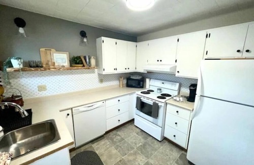 Inverness Cabin | The Cozy Cabin