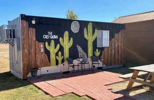 Silverton RV Rental | The Cozy Cactus I Cozy Getaway in Silverton, TX