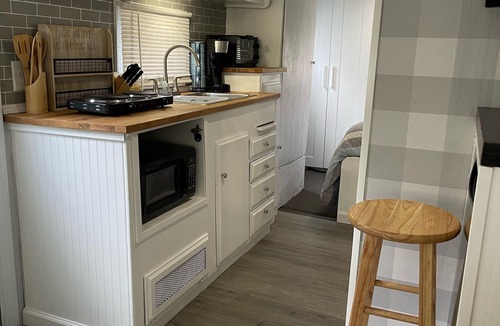 West Babylon House | The Cozy Camper