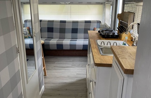 West Babylon House | The Cozy Camper