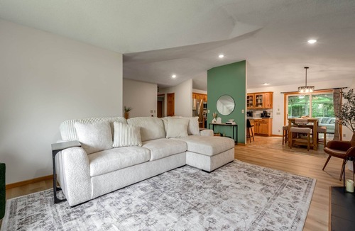 Eau Claire House | The Cozy Collective