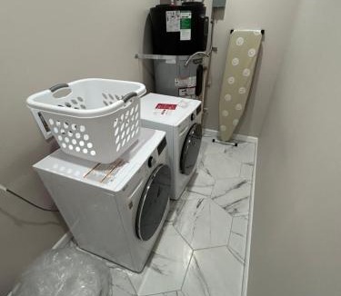 SeaTac House | The Cozy Comfort