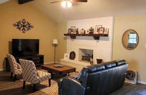 Fossil Creek House | The Cozy Corner House at Haltom City Texas.
