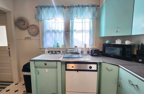 Casper House | The Cozy Corner in central Casper