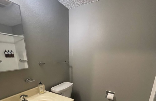 Tekamah Apartment | The Cozy Cornhusker 5